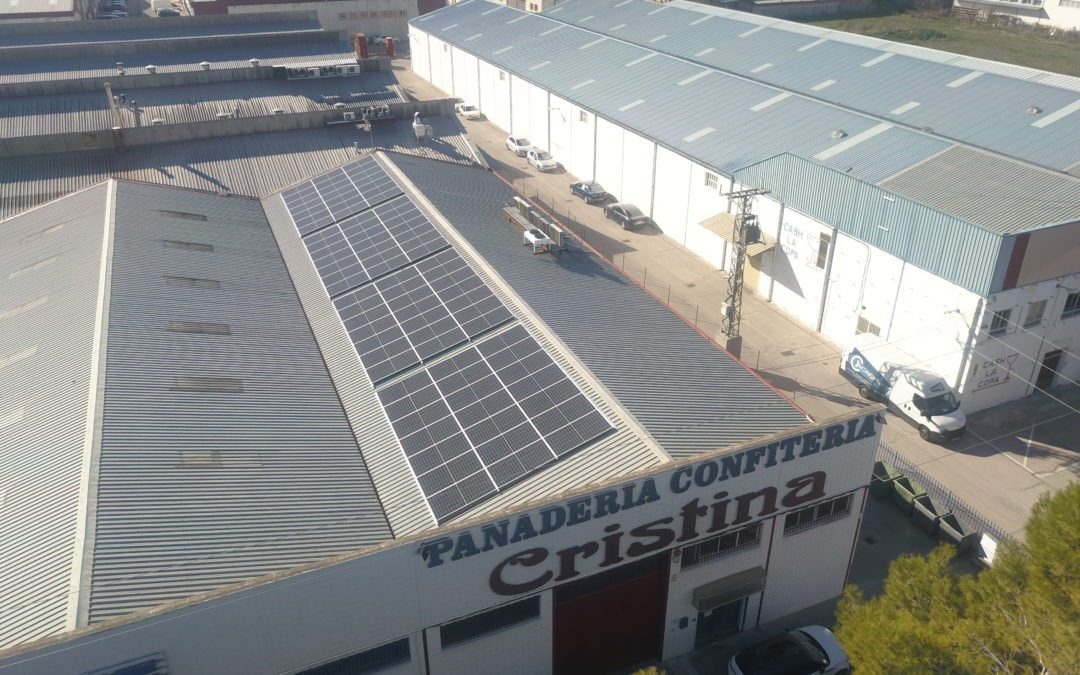 Instalación de autoconsumo fotovoltaico de Panaderías Cristina